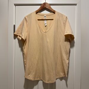 Lululemon Athletica Love V-Neck Tee Shirt